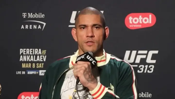 Alex Poatan vai fazer revanche contra Magomed Ankalaev na luta principal do UFC 320, no dia 4 de outubro (Foto: Reprodução/YouTube)